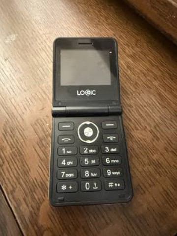 Flip phone noir logic