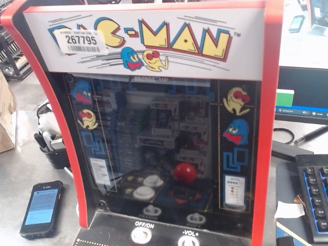 Console retro arcade pacman