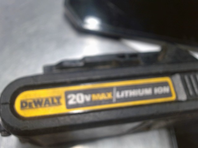 Battery dewalt