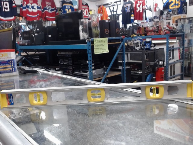 Niveau en fonte aluminium