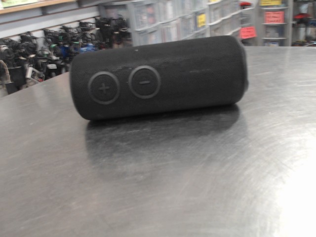 Speaker bluetooth no chrg