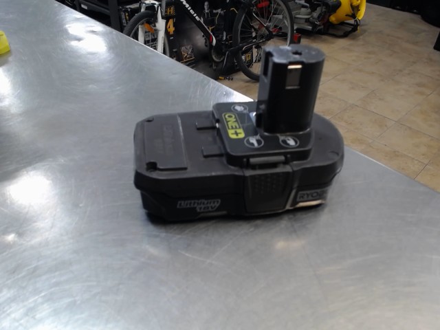 Batterie 18v 1.5 ah