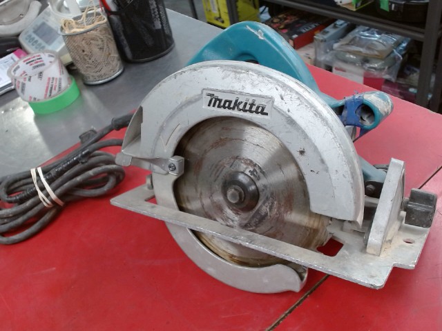 Scie circulaire 7 1/4po makita