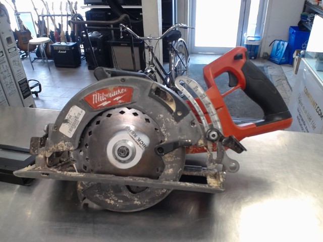 Scie circulaire fuel  7-1/4