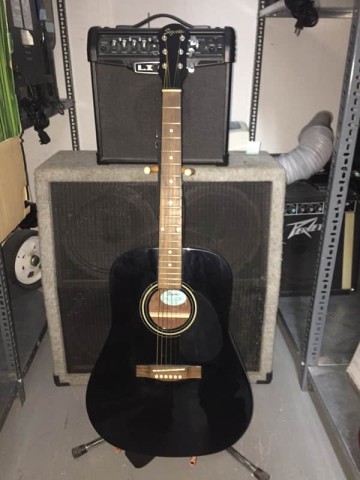 Guitar bleu avec accordeur