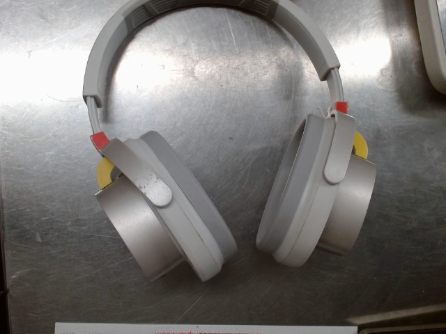 Paire decouteur blanche no name