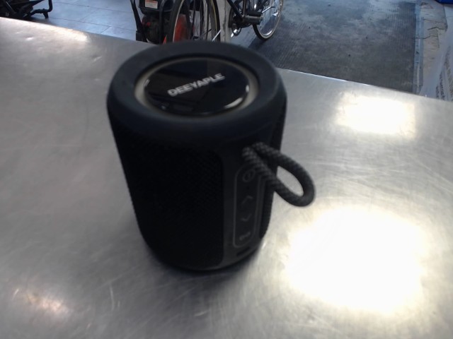 Speaker bluetooth