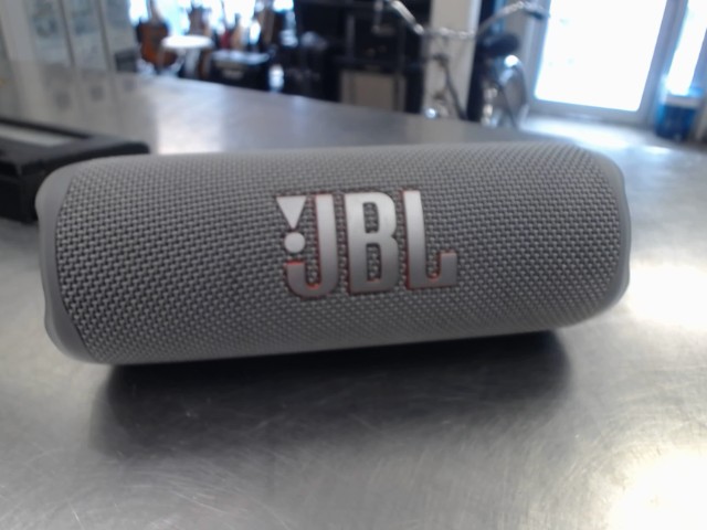Speaker bluetooth jbl flip 6 gris