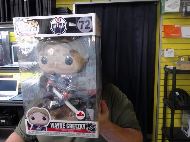 Figurine oversize pop wayne gretzky