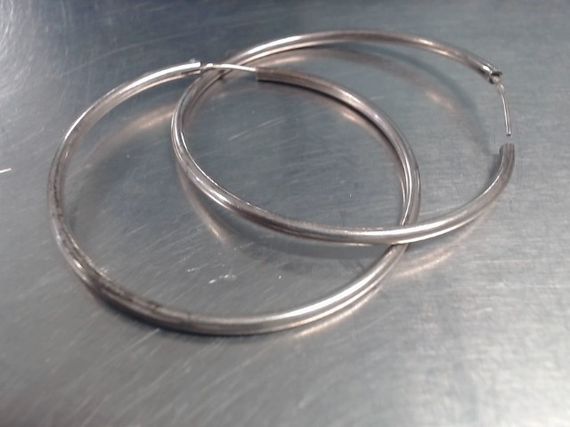 Paire de boucles