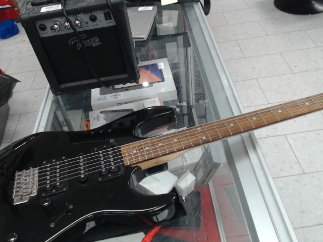 Guitar electrique noir ibanez