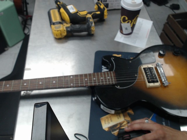 Epiphone junior avec jack pour rocksmith