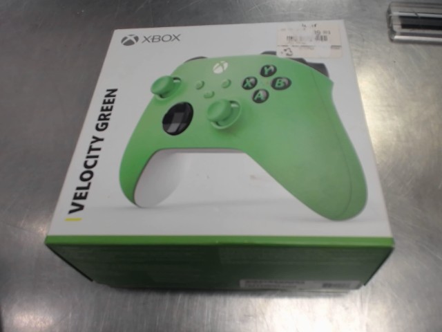 Manette verte en boite