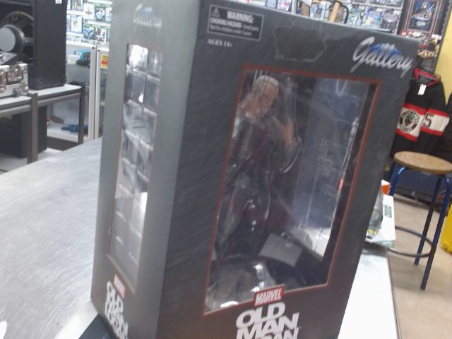 Marvel old man logan collector figurine