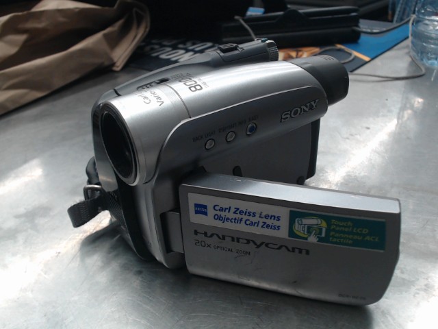 Sony handycam dcr h28