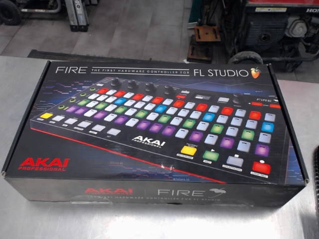 Hardware controler akai fire fl