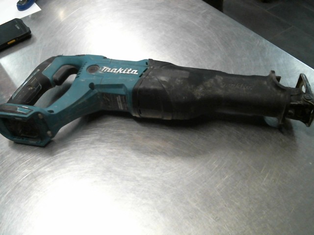 Sawzall makita a batterie