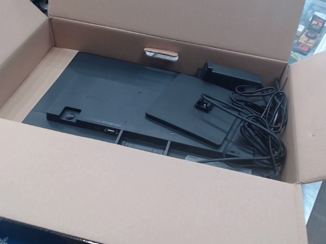 Moniteur ordi 32po+acc+bo