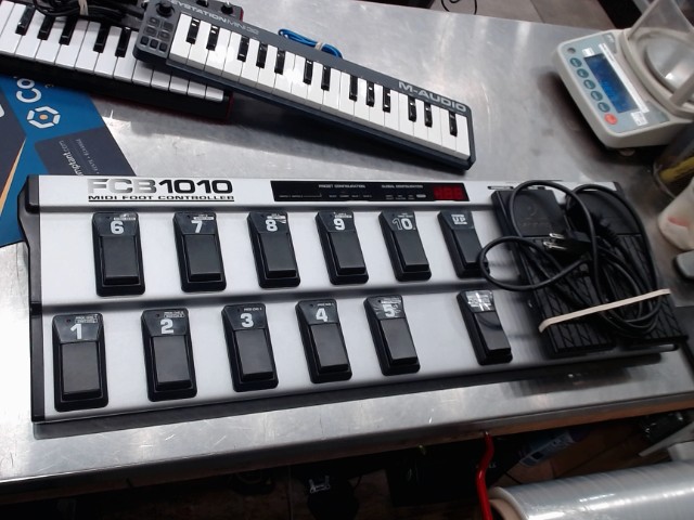 Midi foot controller+fil