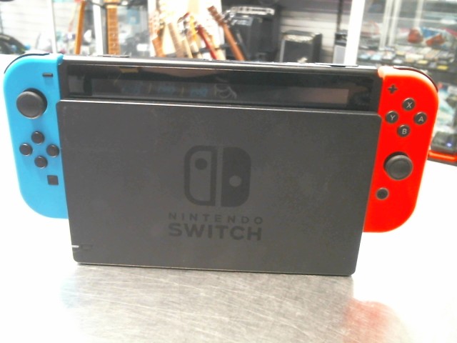Swich console avec dock pas chargeur