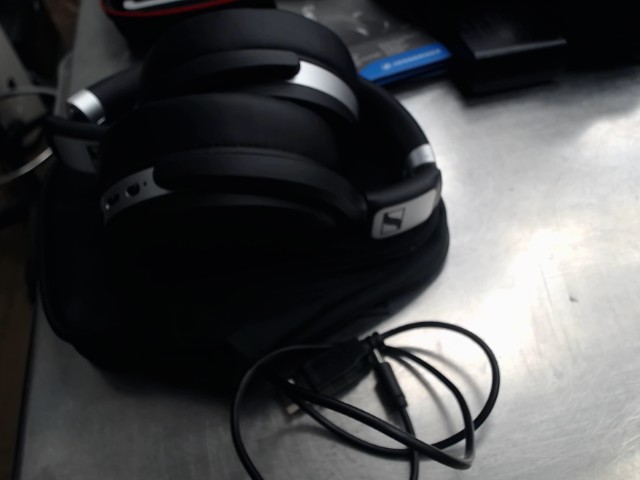 Ecouteur bluetooth noir et gris
