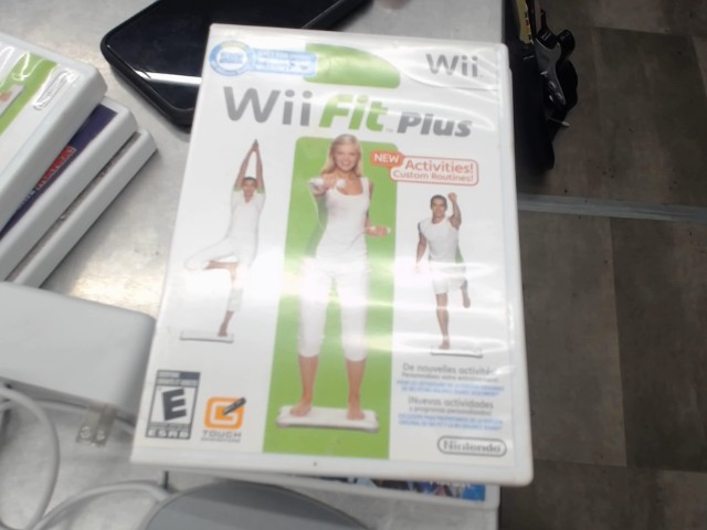 Jeu nintendo wii fit plus