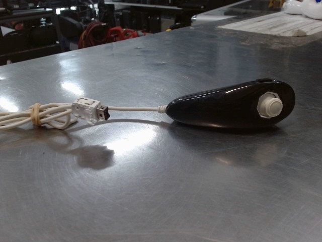Manette nunchuk wii + cover