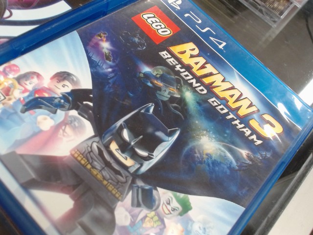 Batman 3 beyond ghotam