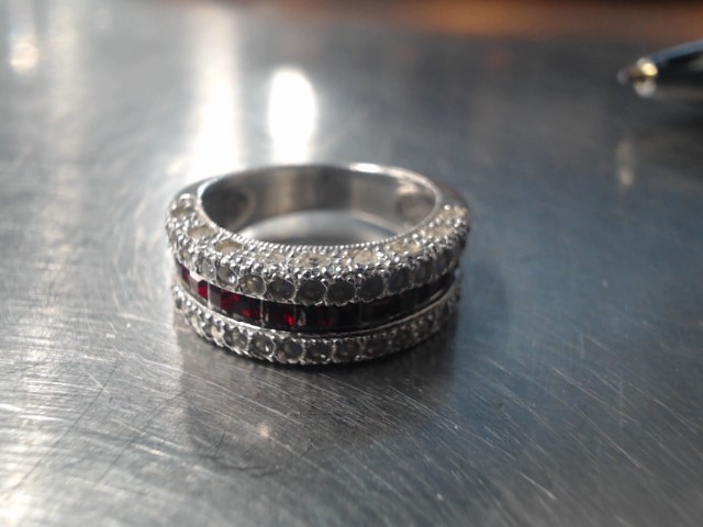 Bague silver 925 avec pierres rouge