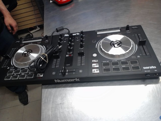 Mixer fils serato