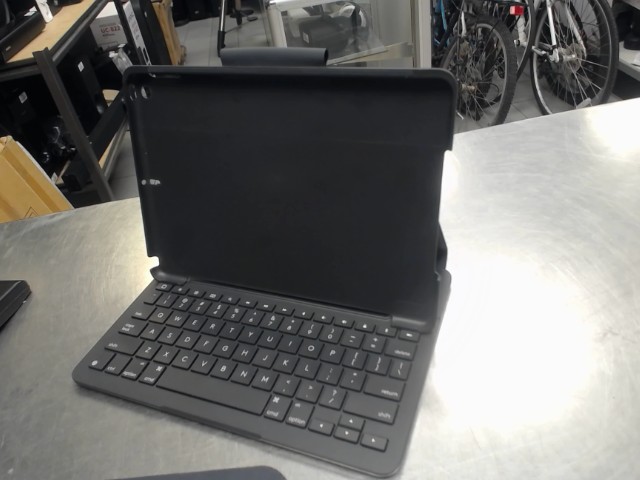 Clavier logitech pour ipad