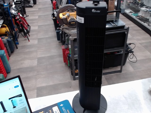 Senville ventilateur debout de 68,6cm