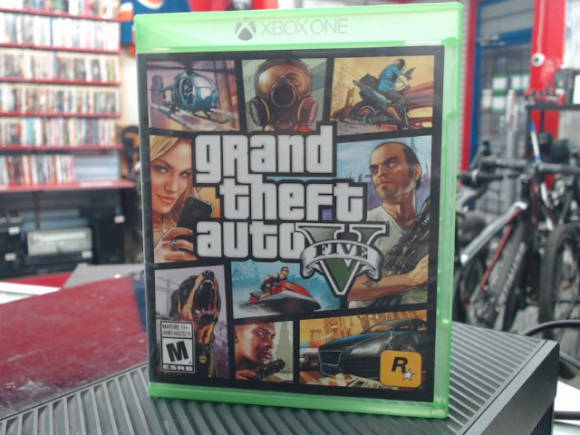 Jeu xbox one gta v