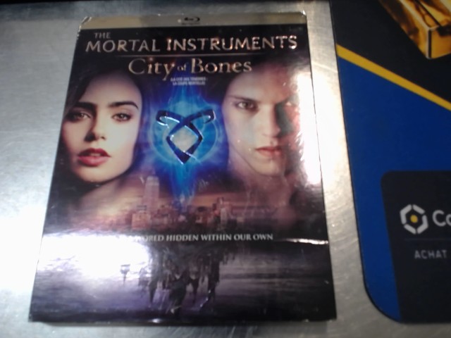 The mortal instruments city of bones