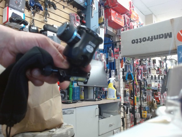 Ball tripod