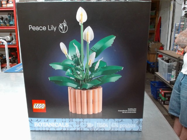 Peace lily botanicals