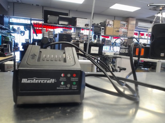 Chargeur master craft 20v max