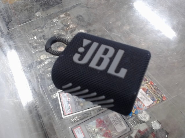 Speaker bluetooth no chrg