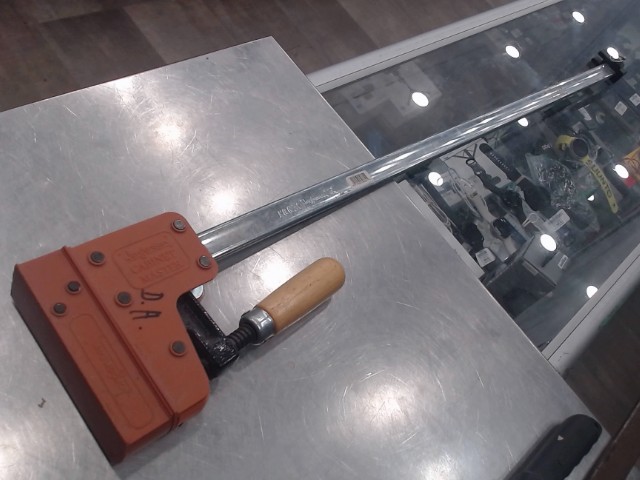 Bar clamp