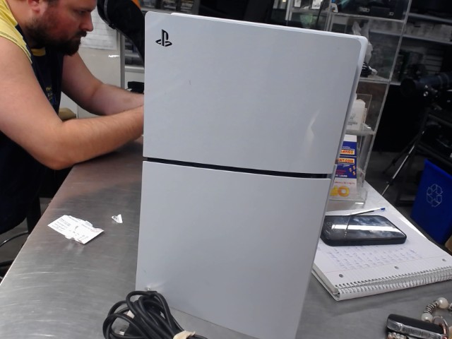 Ps5 slim avec fil