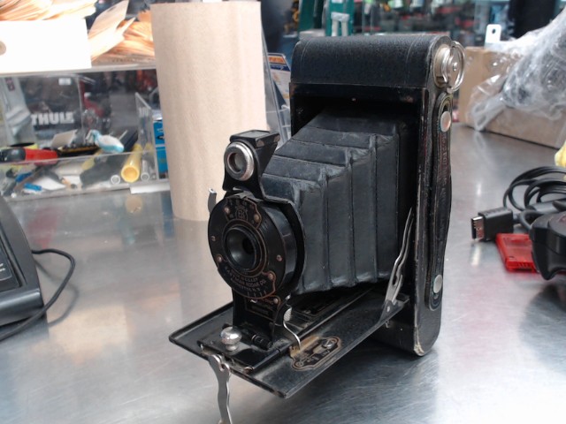 No.2 folding autographic brownie camera