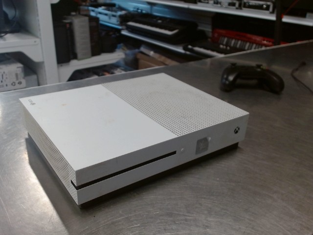 Xbox one s avec manette