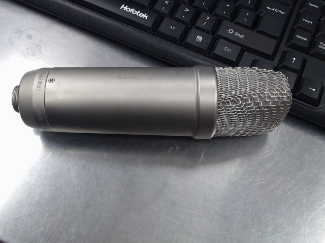 Micro avec cable nt1a