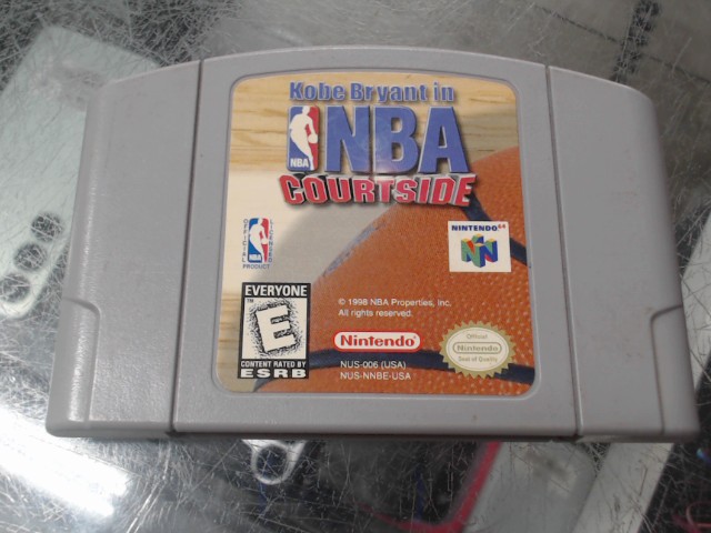 Kobe bryant in nba courtside
