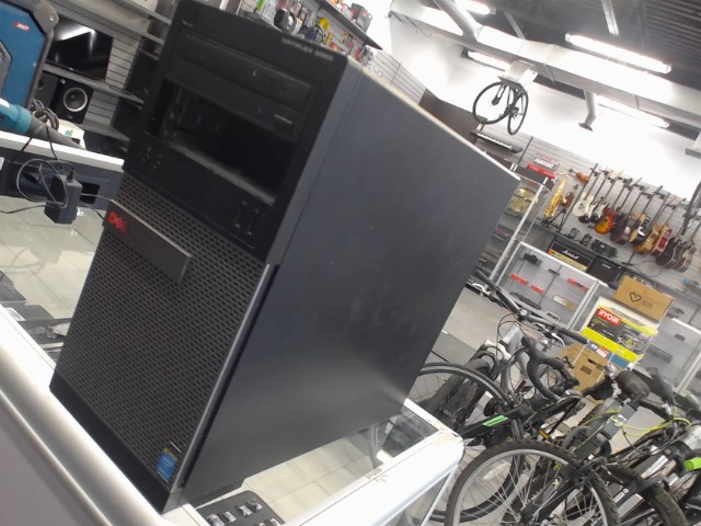 Tour 512 ssd 6ram win10