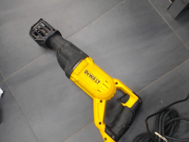 Saw all electrique dewalt