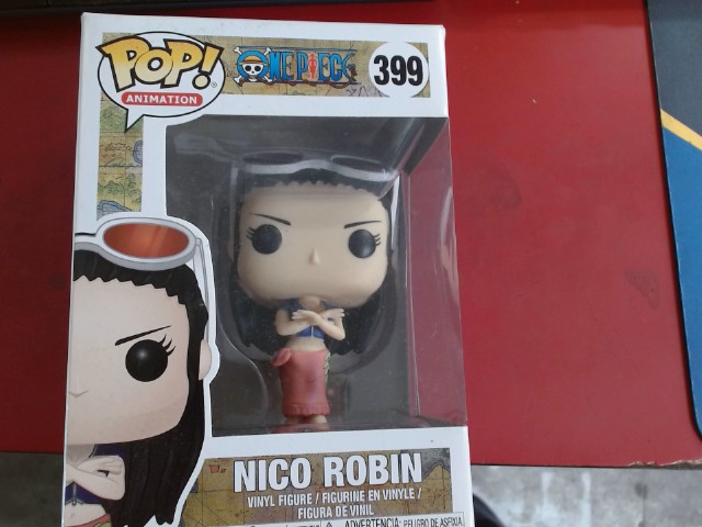 Funko pop one piece robin