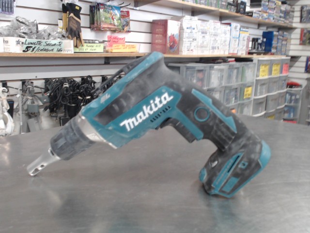 Drill a gypse 18v no batt/chargeur
