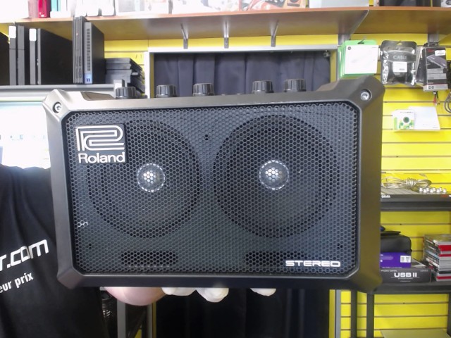 Amplificateur de guitare portatif a pile