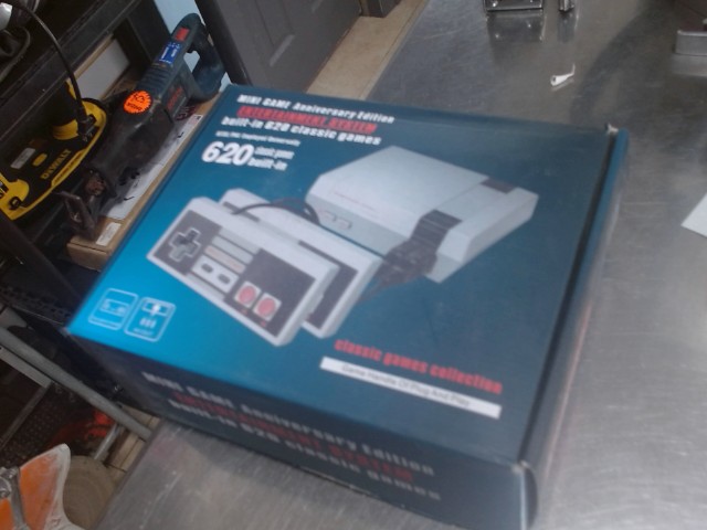 Mini console a jeux retro 620 jeux